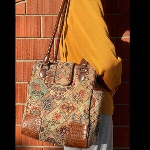 Vintage Coldwater Creek Boho Floral Tapestry purse shoulder bag